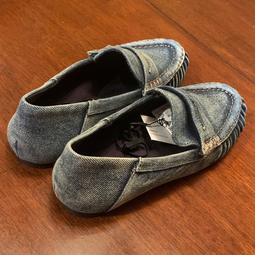 Absolutely stunning rare,unique denim loafers from famous Spanish designer7.5